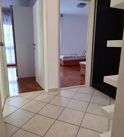 Vigo Апартаменти *